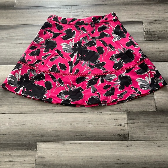 IMNYC Issac Mizrahi  Embroidered Flare Skirt Women’s Size 14 - Picture 1 of 7